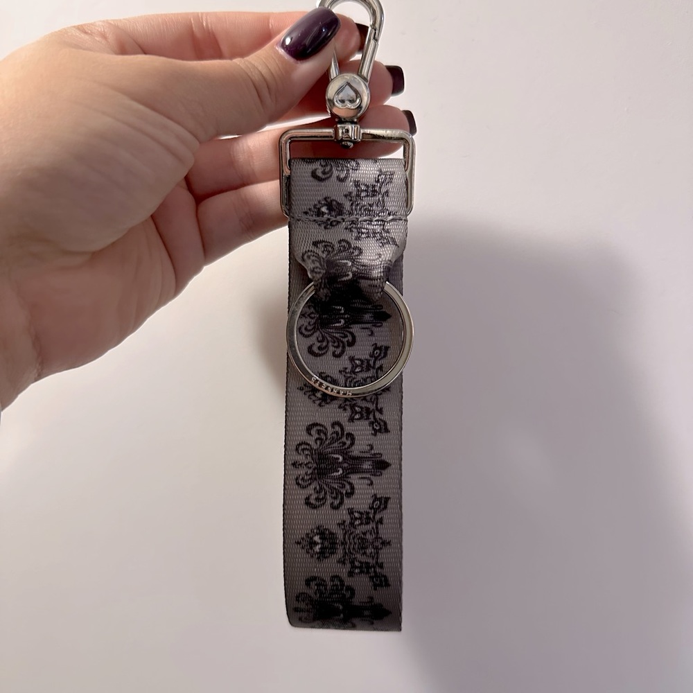 Harveys Disney Haunted Mansion CNG (Click and Go)